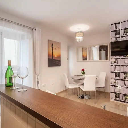 Gades Apartment *