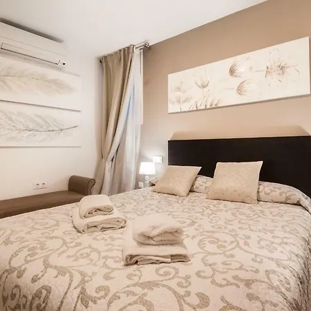 Gades Apartment Cadiz